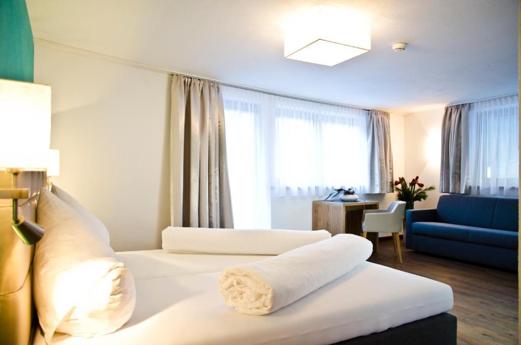 Hotel Garni Alpenland Ischgl Værelse billede