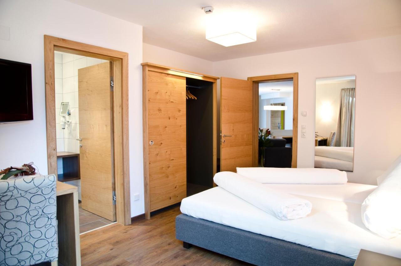 Hotel Garni Alpenland Ischgl Eksteriør billede