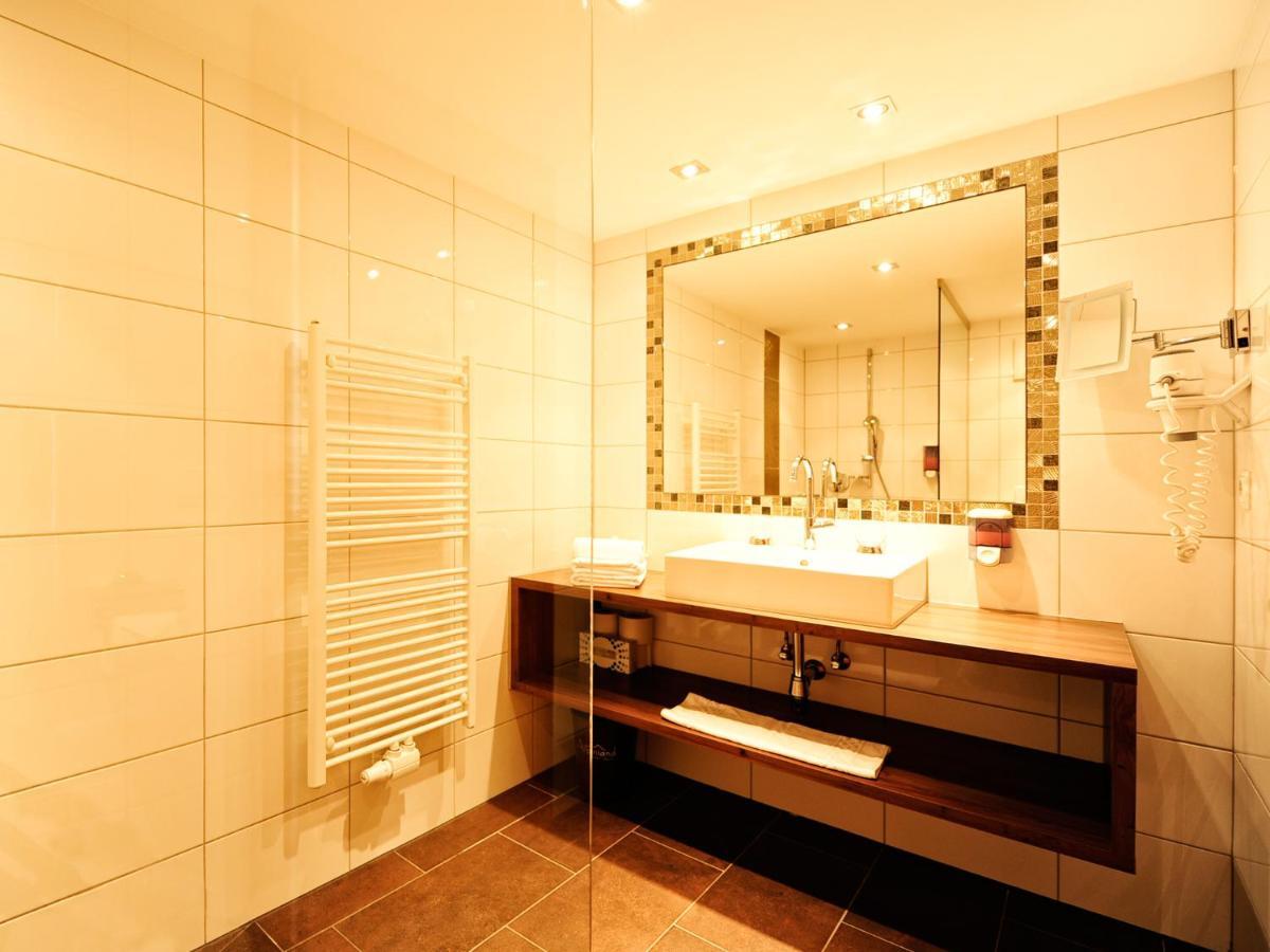 Hotel Garni Alpenland Ischgl Eksteriør billede